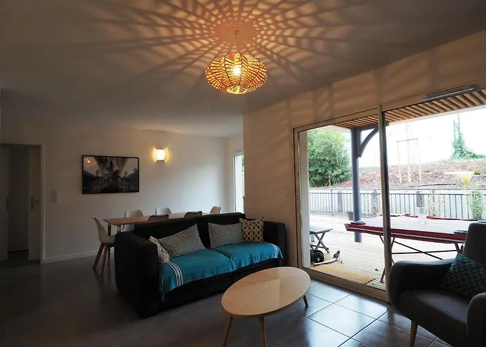 Apartment Bel Proche Centre Avec Terrasse Et Parking Pour 6 Personnes A - Fr-1-474-63